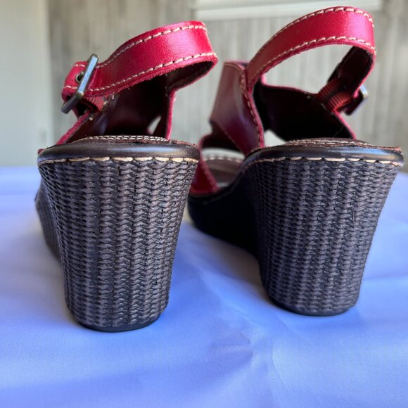 Red Hush Puppies Wedges - Picture 3 of 5